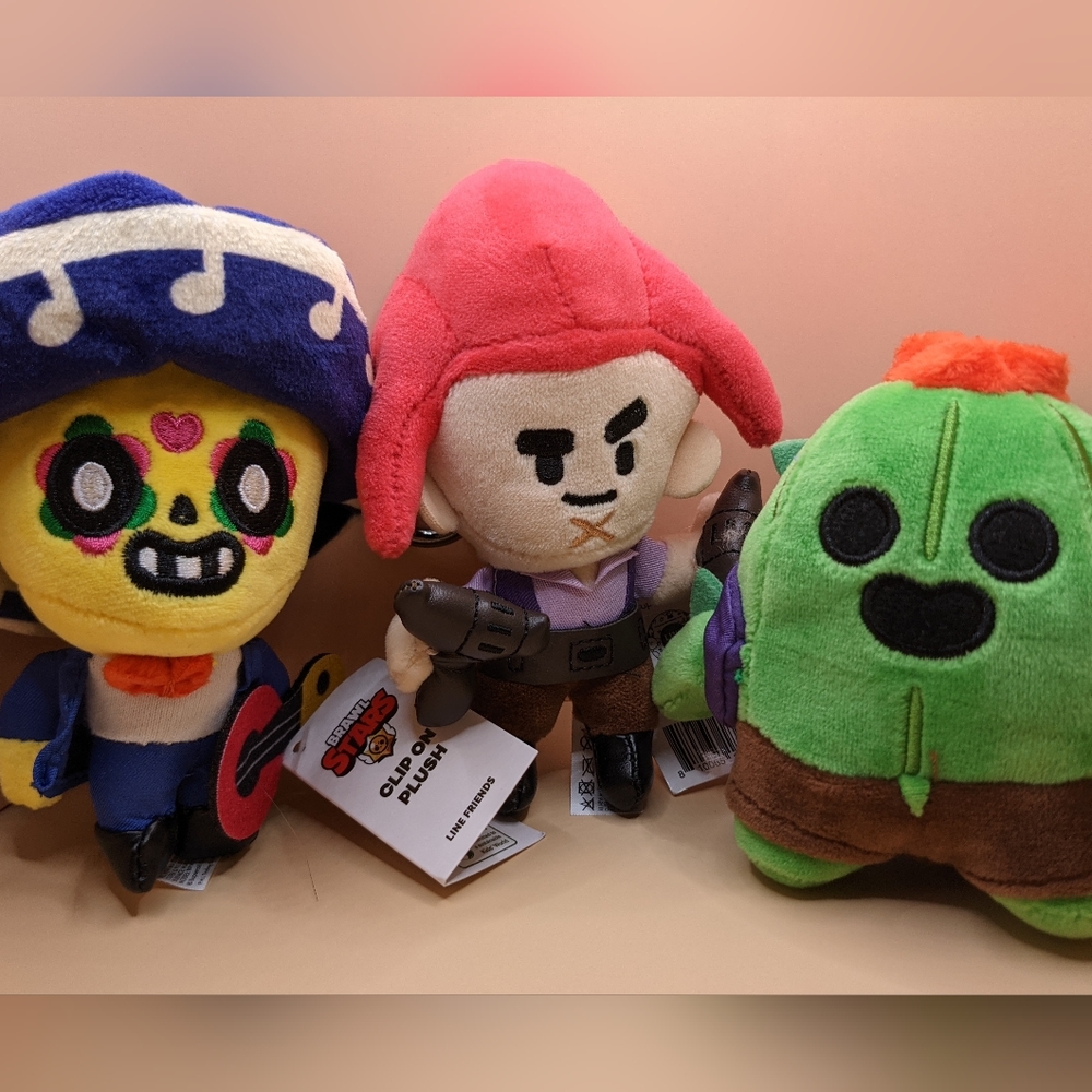 Trio of BRAWL STARS Clip on Plush keychain, backpack, or purse charms - Picture 11 of 11